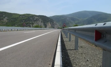 Për shkak të një aksidenti është mbyllur rruga Berovë - Strumicë në të dy drejtimet