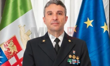 Kundëradmirali Rinaldi komandant i ri i operacionit të BE-së në Mesdhe 
