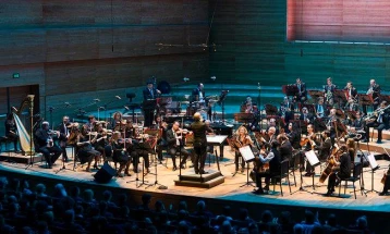 Националниот џез оркестар заедно со Рамбо Амадеус на три концерти во Хрватска
