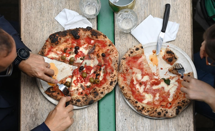 Неапол - град со најдобра храна во светот, никаде нема подобра пица