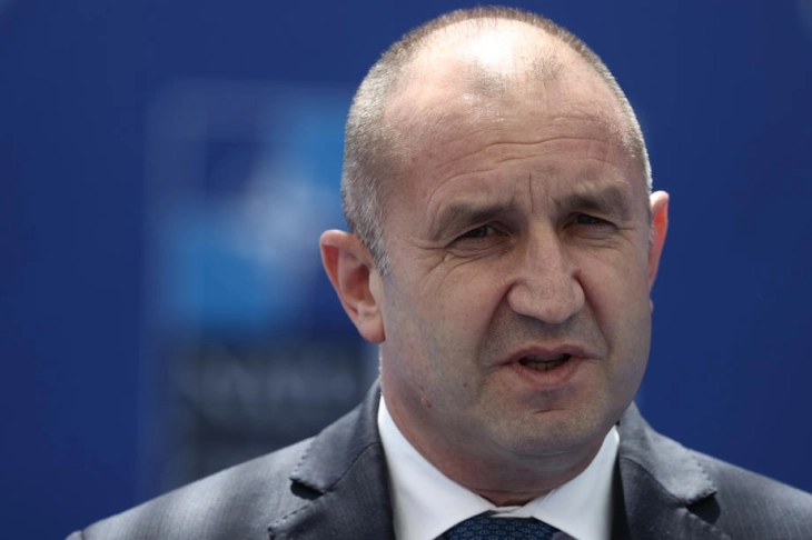 Радев нема да ја предводи бугарската делегација на Самитот на НАТО