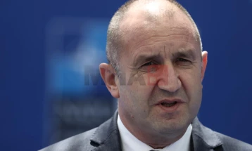Radev nuk do të udhëheq delegacionin bullgar në Samitin e NATO-s