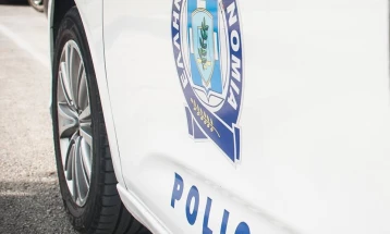 Маж во Атина застрелан во автомобил со најмалку 15 куршуми