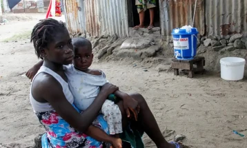 Сиера Леоне ги забрани детските бракови