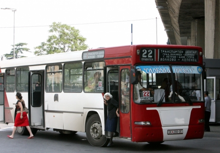 Приватните превозници во јавниот градски превоз во Скопје возат само до 10 часот