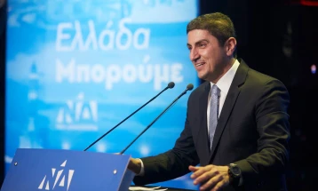 Поранешен грчки министер избришан од пратеничката група на Нова демократија поради насилно однесување кон вработен на аеродром