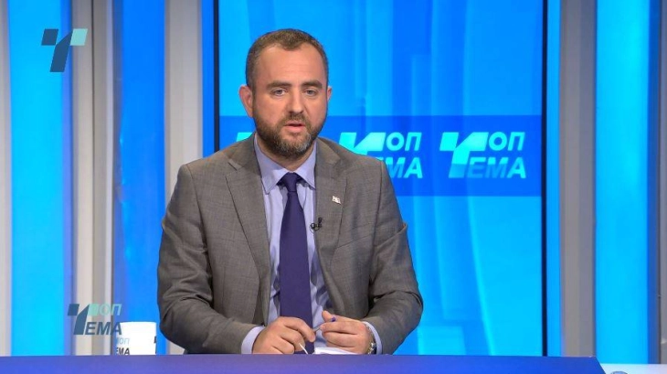 Toshkovski: Më së shumti për dy muaj do të normalizohet procesi i nxjerrjes së dokumenteve të udhëtimit