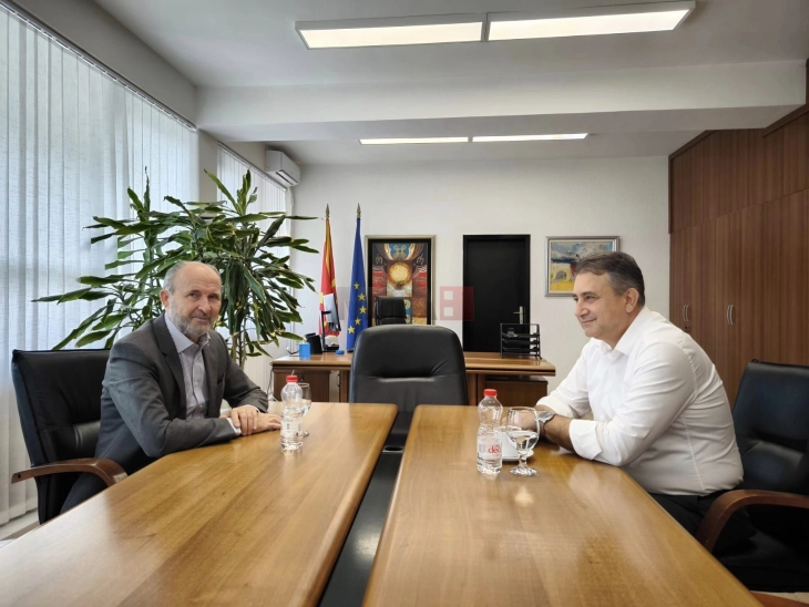 Трајановски ја презеде функцијата во Јавното претпријатие за државни патишта, Рустеми вели дека претпријатието е во перфектна состојба