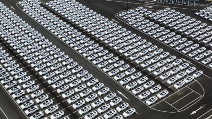 ЕК воведе привремени повисоки царини за увоз на електрични возила од Кина