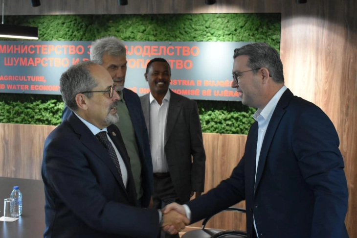 Tripunovski në takim me Masimiliano Paoluçi, drejtorin e Bankës Botërore në Maqedoni