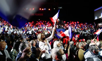 Во Франција неизвесност на три дена пред вториот круг од парламентарните избори