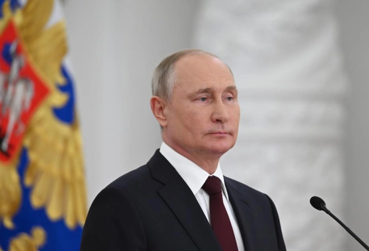 Путин: Не е можен прекин на огнот пред почетокот на мировни преговори со Украина