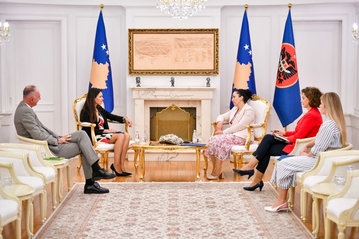 Presidentja Osmani ka pritur në takim shefen e re të UNICEF-it për Kosovë, Veronika Vashçenko