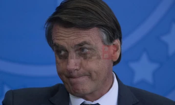 Bolsonaro akuzohet për keqpërdorim të stolisë së arit me vlerë 1,2 milion dollarë