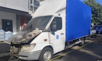 Incidente të reja në veri të Kosovës, digjen dy kamionë dhe një veturë në Mitrovicë të Veriut