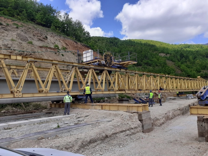 Minister Nikoloski says works on Kichevo-Ohrid motorway to resume and finish by 2026