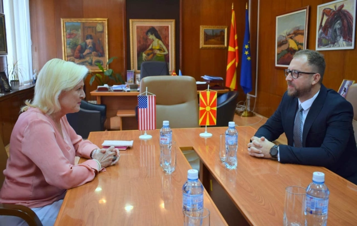 Culture Minister Ljutkov meets US Ambassador Aggeler