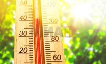 Temperatura të larta dhe indeksi UV, në më shumë vende niveli i portokalltë për rrezik
