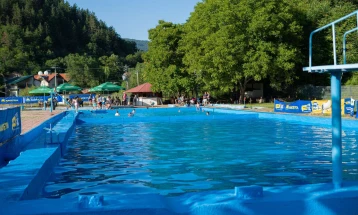 Отворен за капачи градскиот базен во Крива Паланка