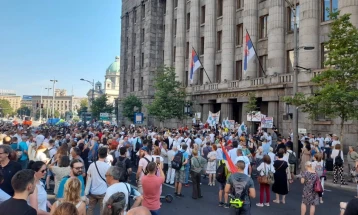 Протест на еколошки здруженија пред Уставниот суд во Белград поради проектот „Јадар“ за литиум 