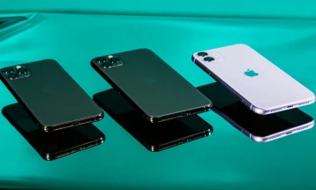 ЕК и „Епл“ постигнаа договор околу на користењето на „мобилни паричници“ на АјФоните 