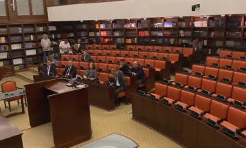 Komisioni kuvendor për çështje ekonomike mbështeti dhjetë propozim-ligje me të cilat rregullohen kompetencat e Ministrisë së Energjetikës
