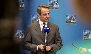 Greece won't reveal weapons at its disposal if neighboring country resumes current tactic, says Mitsotakis