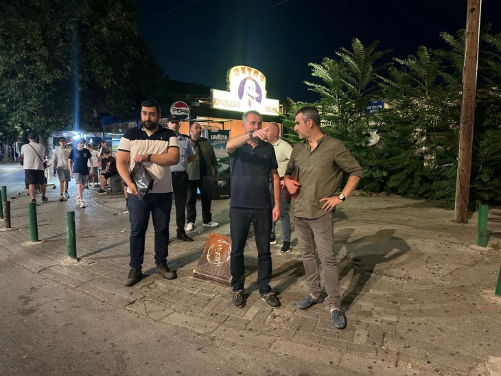 Герасимовски синоќа на терен во Капиштец и Дебар Маало заедно со МВР и ЈП ПОЦ по вандализирањето на детското игралиште