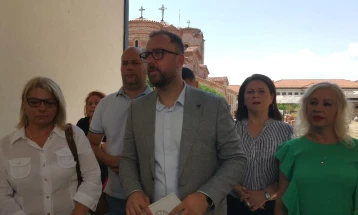 Министерот Љутков во посета на Музејот на вода во Охрид