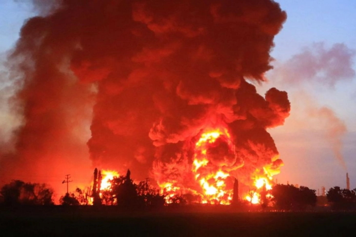 Украински дрон погоди скадиште за нафта во Ростовската област