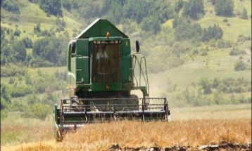 Каракашев: Производната цена на пченицата чини неполни 14 денари, не сме задоволни
