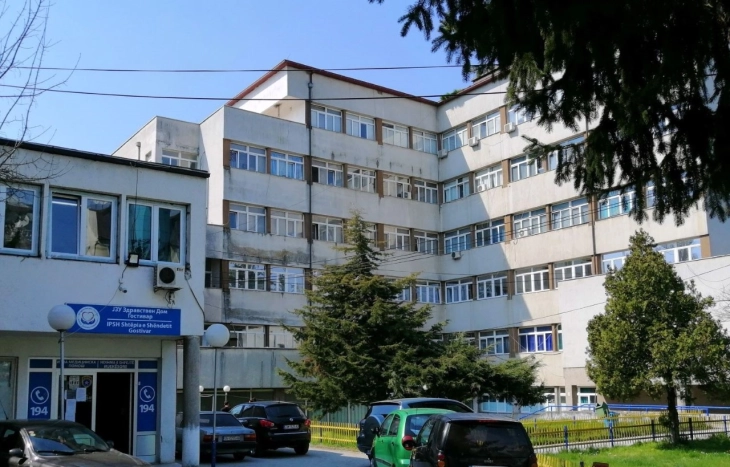 Nëntë persona kanë kërkuar ndihmë mjekësore pas helmimit me ushqim në Gostivar