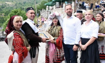 Љутков: „Галичка свадба“ е чувар на македонскиот културен и национален идентитет