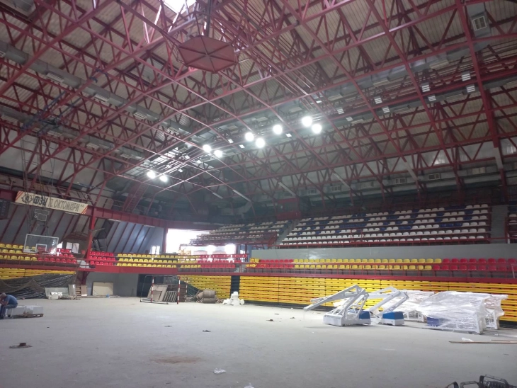 Внатрешно се уредува спортската сала во Куманово