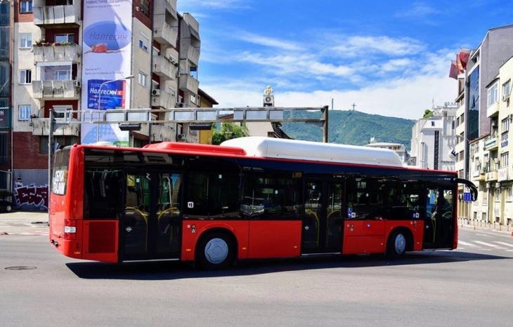 На ЈСП му недостигаат автобуси за да го почитува возниот ред, иницијативата за набавка на еко автобуси не ја доби потребната поддршка