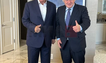 Boris Xhonsoni u takua me Trampin, nuk dyshon në vazhdimin e mbështetjes amerikane për Ukrainën