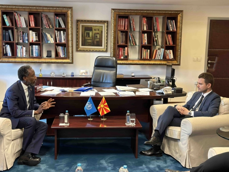 FM Mucunski meets head of WHO Office in Skopje, Akeem Ali 