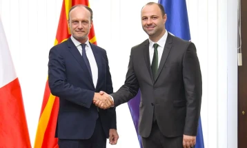 Takime të ministrit Misajlovski me ambasadorin e Francës dhe Kosovës, Bomgartner dhe Qehaja