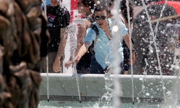 Sunny and hot, temperatures up to 42C