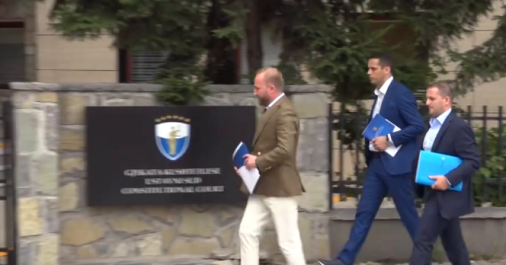 Косовската опозиција ги предаде на Уставен законите за Комисијата за медиуми и Советот на обвинители