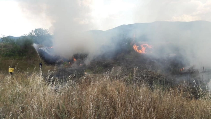 Регионалните центри за управување со кризи на Струмица, Радовиш и Гевгелија информираат за состојбата со пожарите