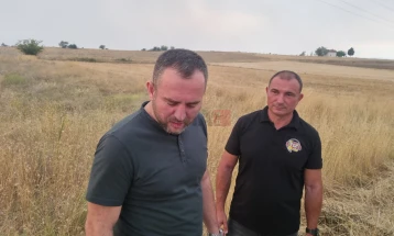 Тошковски и Ангелов ги посетија тимовите кои го гаснат пожарот на планината Серта