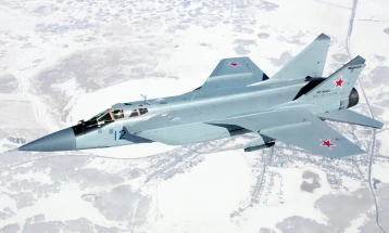 Руски ловци пресретнаа американски бомбардери над Баренцовото Море, според руското МО