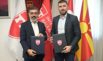 Потпишан меморандум за соработка меѓу Општина Аеродром и Меѓународниот балкански универзитет