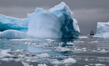 Пентагон: Русија и Кина ја интензивираат соработката на Арктикот