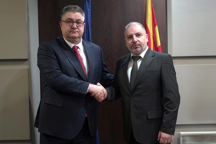 Средба на министерот Минчев со директорот на Царинска управа, Николовски