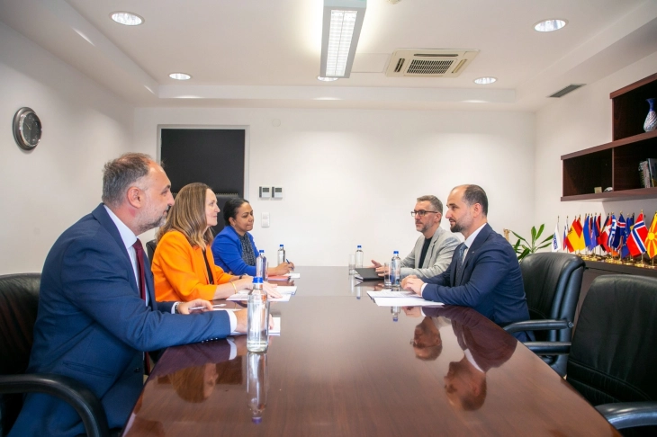 European Affairs Minister Murtezani meets USAID Representative Dible