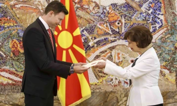 Претседателката Сиљановска Давкова ги прими акредитивните писма на новоименуваниот албански амбасадор Денион Мејдани