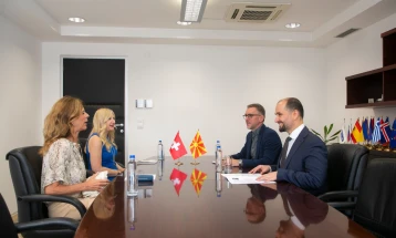 Takim i ministrit Murtezani me ambasadoren e Zvicrës Ulman