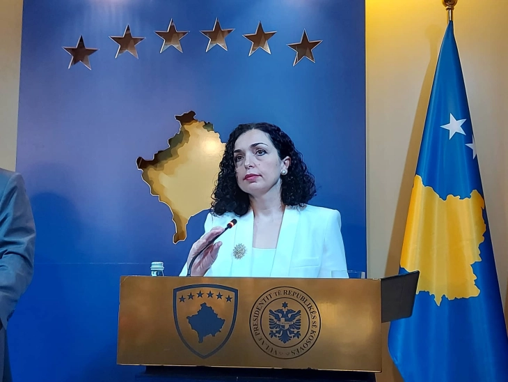 Presidentja kosovare i fton liderët e partive për konsultime rreth datës së zgjedhjeve të ardhshme